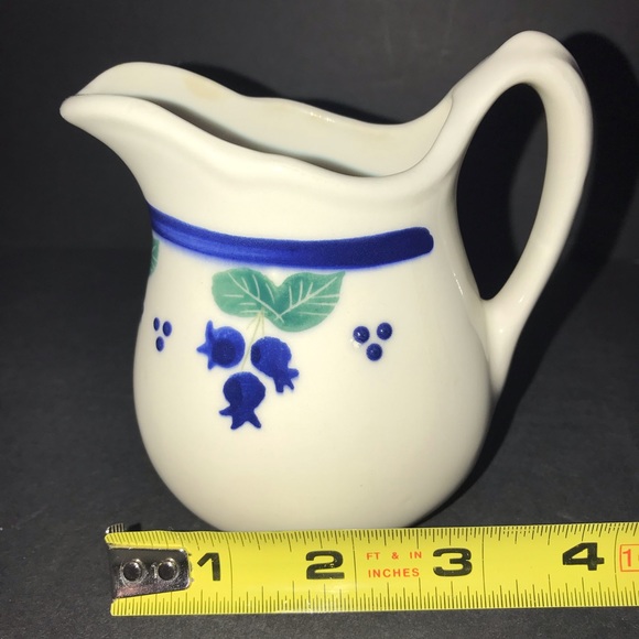 Vintage Hartstone Pottery Wild Blueberry Creamer Syrup Small Pitcher - Picture 6 of 8